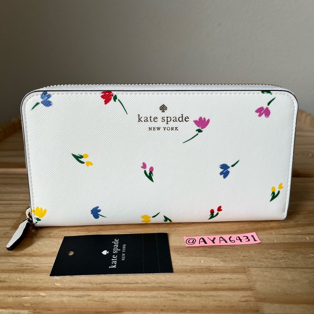 Kate spade wallet🎈🎈